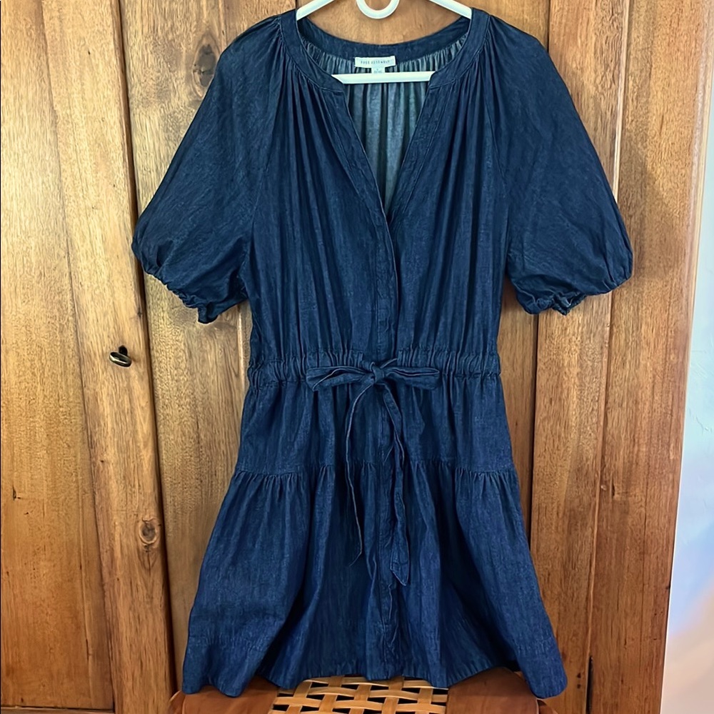 Fit and Flare dark denim shirt dress. Ladies L (12-14) self tie waist.